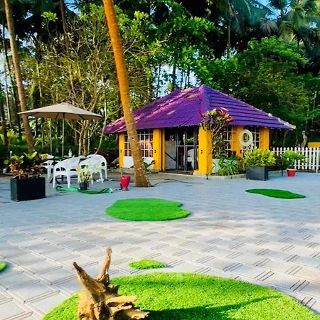 Roba- Beachcafe & Luxurystay Kannur Bagian luar foto